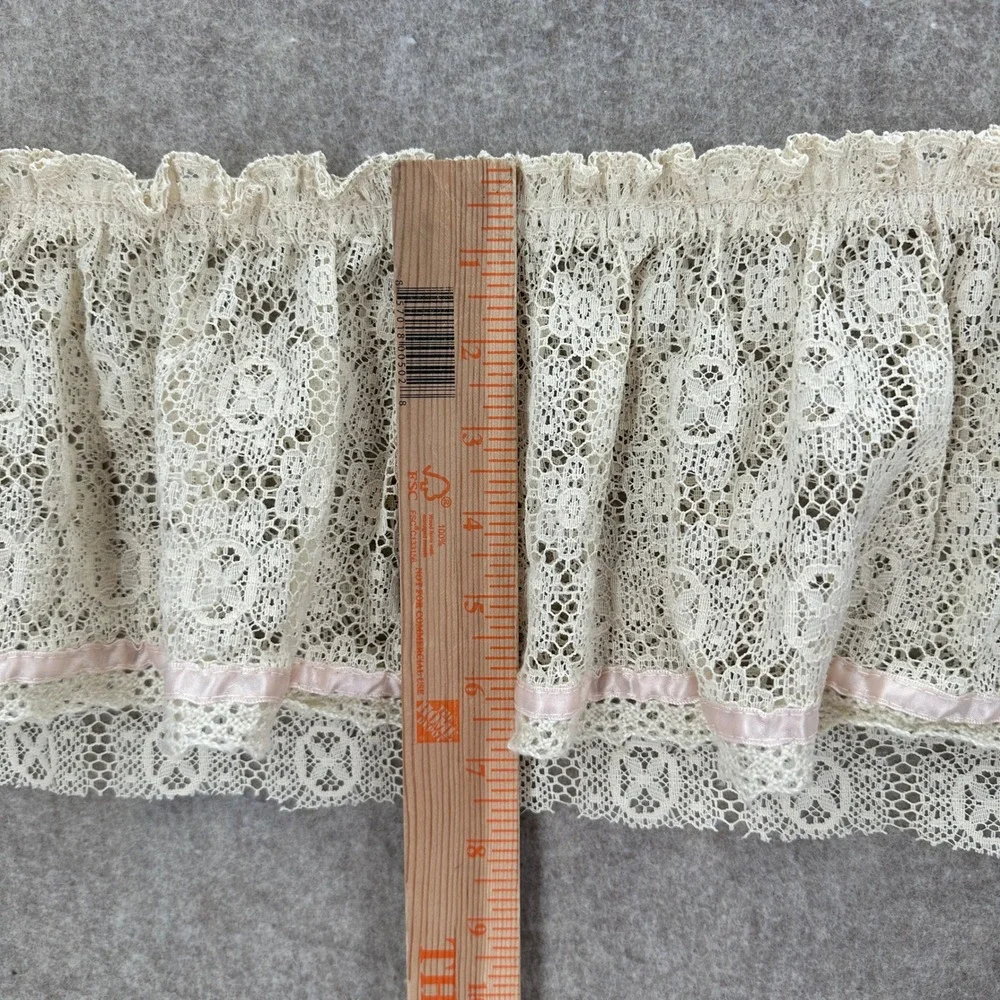 VTG‎ Cream Floral Lace Ruffle Trim Pink Ribbon Accent 6 Inch Wide Craft 4 Yards